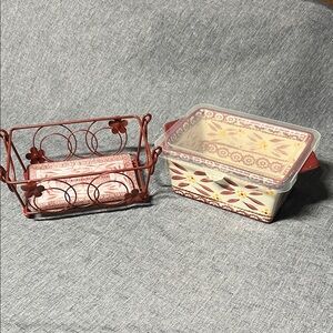 Temp-Tations Red and Cream Ceramic Dish with metal carry basket and glass trivet